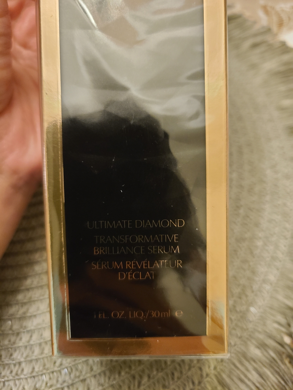 Estée Lauder Re-Nutriv Ultimate Diamond Brilliance Serum - 30ml - Picture 3 of 7